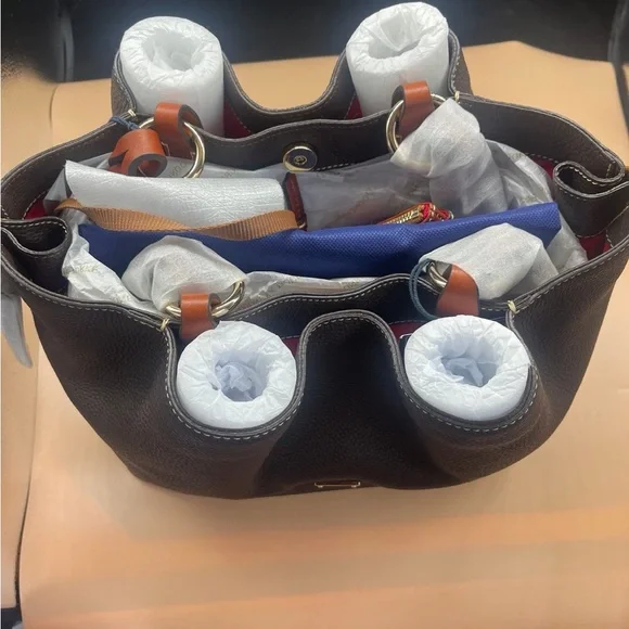 Dooney and Bourke Pebble Grain Large Zip Barlow Small Coin Case NWT Brown Tmoro - Picture 7 of 9